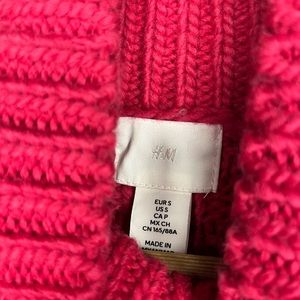 Pink H&M Sweater
